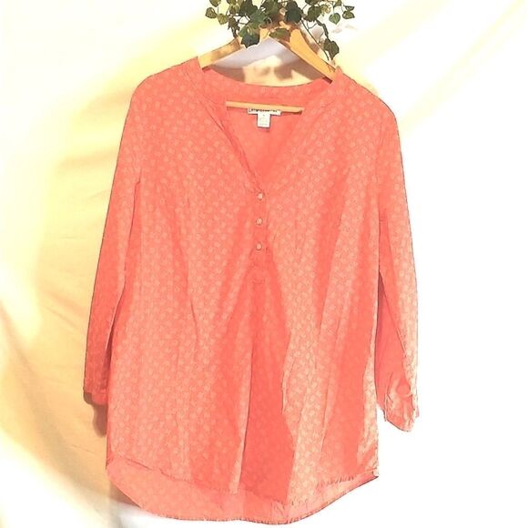 Amazon Essentials. Women's size Large. Coral floral top. EUC - Picture 1 of 9